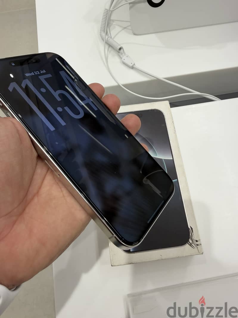 Apple - iPhone 16 Pro Max 1