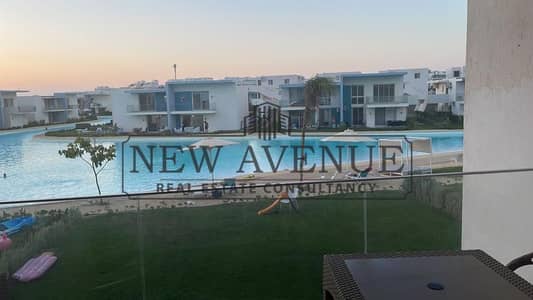 شاليه مستقل للبيع في فوكا باي  الساحل الشمالىFouka bay North coast فى موقع متميز صف أول على الاجون بحري شامل الأثاث والأجهزة الكهربائية استلام فورى