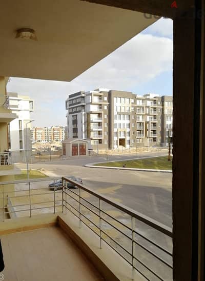 *شقة ١٣٠ متر نموذج B دور اول علوي بدون توكيلات من المالك