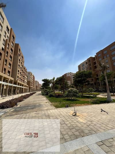 Shop for Sale – Ready for Immediate Handover Own your shop with only a 10% down payment at contract signing and no delivery payment.
