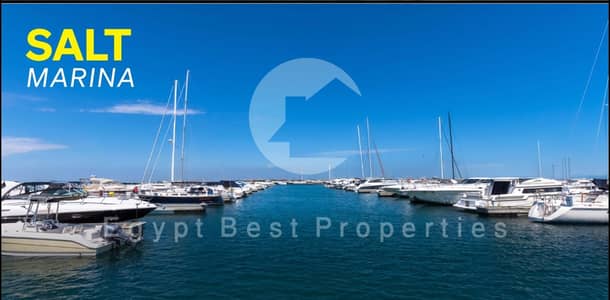 شاليه مطل على البحر مباشرة في المارينا في سولت بأقساط لأكثر من 10 سنوات في راس الحكمة على الساحل الشمالي من تطوير مصر!