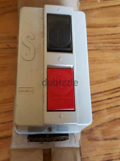 مفتاح تشغيل موتور فرنسي أصلي CEM / BBC زيرو بالكرتونة
