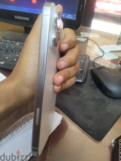 آبل - آيفون 16 برو