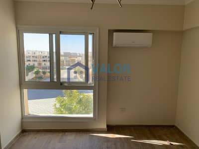 Apartment for sale in Mountain View iCity Fifth settlement New Cairo