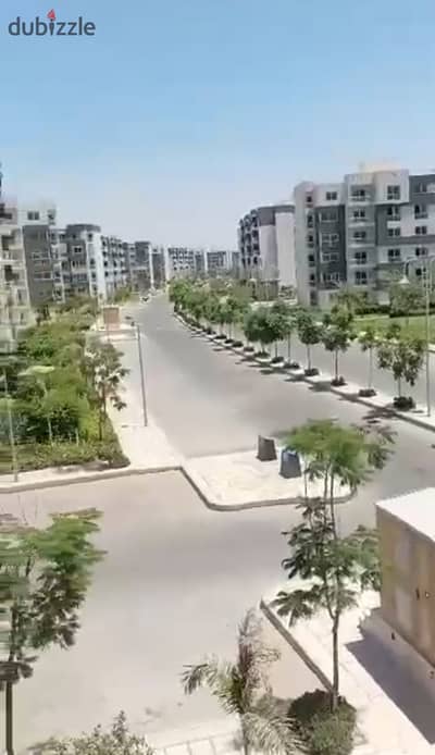 Apartment for sale in Madinaty 140 meters 3 rooms 2 bathrooms second distinctive floor area B12 steps from the wholesale house and the craft zone Madinaty finishing by Talaat Moustafa