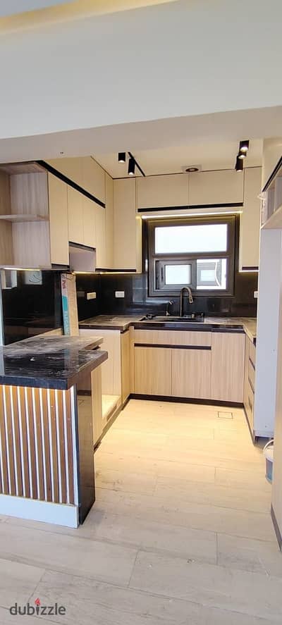 Cash Sale | Apartment in Madinaty B15  Ultra Super Lux finishing.  Prime location directly opposite Mahmoud El Far and the services area.  First occup
