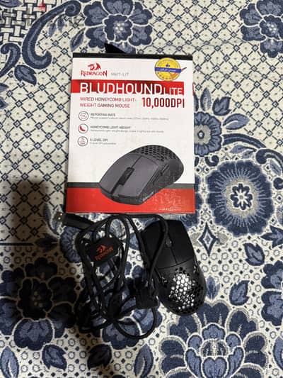 REDRAGON M617-LIT Bludhound Ultralight Honeycomb Shell Wired Mouse