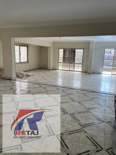 Distinguished Apartment for Sale - Super Lux - 290 Meters - in a Prime Location on Makram Ebeid Main Street - Nasr City