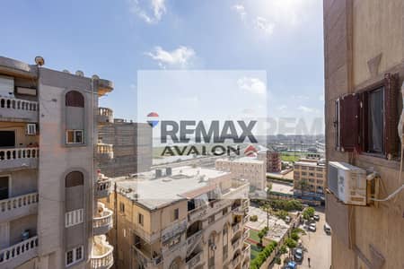 شقة للبيع كاملة العدادات بمطلات مفتوحة 135 م سموحة الجديدة (ش البطل)