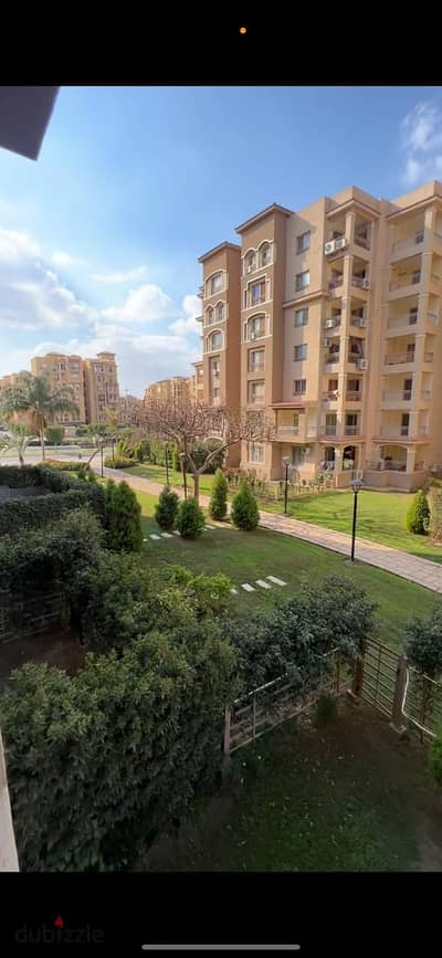 شقة للإيجار المفروش فى مدينتي في B2