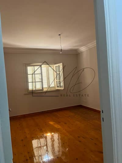 شقة للإيجار السكني في سموحة 250م