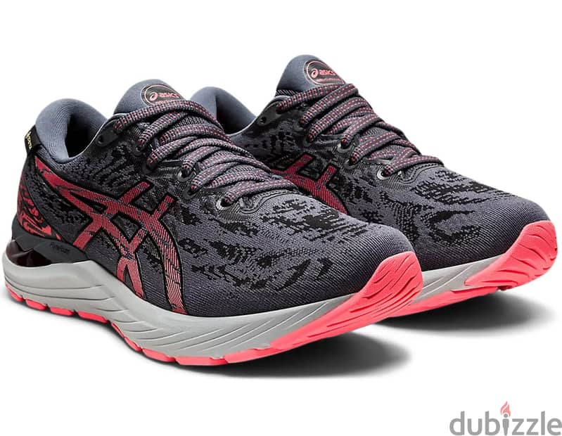 Asics Women's GEL- CUMULUS 23 GTX  Size 38 4
