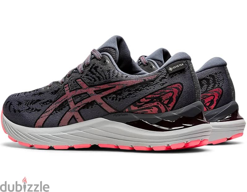 Asics Women's GEL- CUMULUS 23 GTX  Size 38 6