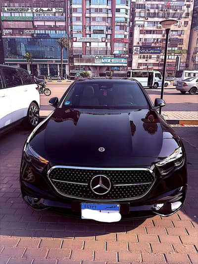 مرسيدس E200 الشكل الجديد موديل 2025 للايجار اليومى