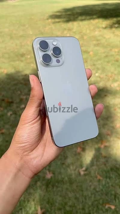 iPhone 15 Pro Max - تيتانيوم طبيعى