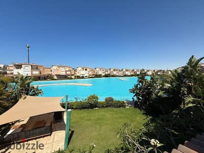 ‏فيلا في مراسي في منطقة فردي خمس غرف نوم + غرفة شغالة فرشة جديد Direct على المية