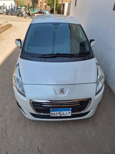 بيجو 5008 2015