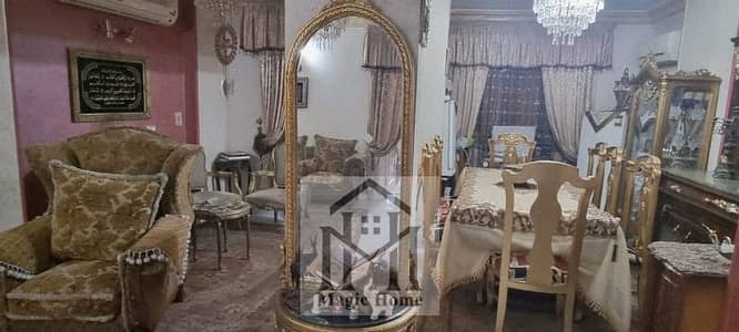 امتلك شقة 130م سوبر لوكس غير مجروحة بشركتين غرف وريسبشن 3 قطع على شارع ناصر الثورة بين الهرم وفيصل شاملة العدادات والباركينج!