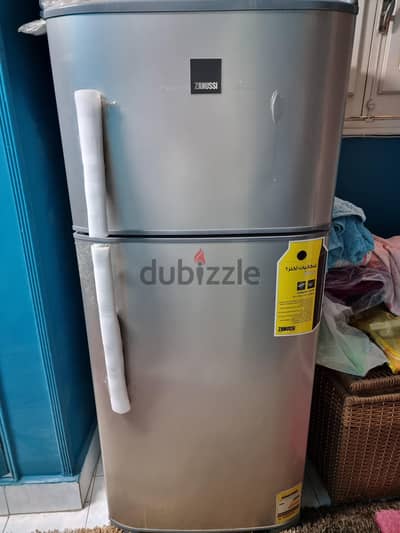 ثلاجة للبيع zanussi no forest 14 قدم السعة 338