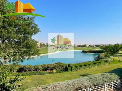 للبيع بمدينتي قصر علي الجولف مباشرهً والبحيرات بدون تشطيب