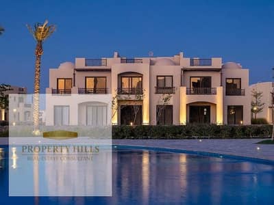 شاليه صف اول علي البحر في سوان ليك الجونه تشطيب فندقي علي المفتاح من حسن علام