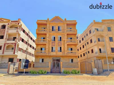 ف الحي المتميز استلام 6 شهور شقه 145م 3 غرف تاني نمره من الحزام الاخضر والشريط الخدمي بتوتال سعر 1,400,000