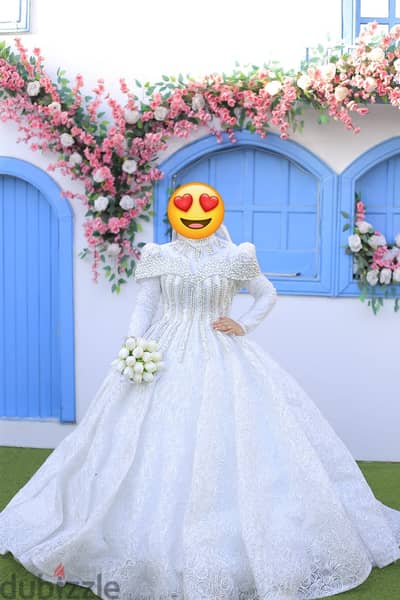 فستان فرح جديد موديل حديث تم استخدامة مره واحده فقط