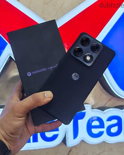 Motorola Signature 512 giga / 16 ram بيع او بدل