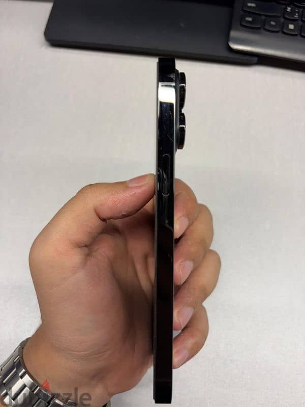 14 Pro Max Like New 10