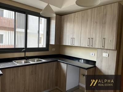 شقة للإيجار في سوديك فيليت – V Residence | 200 متر | 3 غرف + غرفة مربية شقة للإيجار في سوديك فيليت – V Residence | 200 متر | 3 غرف + غرفة مربية