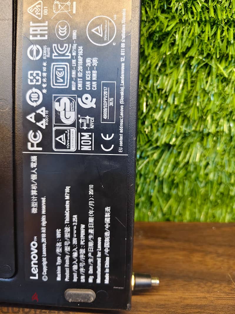 *Lenovo ThinkCentre Tiny* بمعالج *Intel Core i3 7th Gen* 4