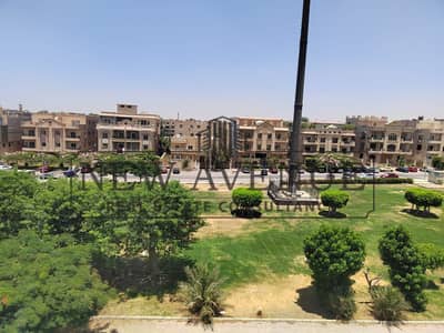 شقة فاخرة للغاية - موقع مميز بإطلالة خلابة على المساحات الخضراء -  استلام فوري - بحري - للبيع في الياسمين 1 - القاهرة الجديدة - Yasmeen 1 Villas