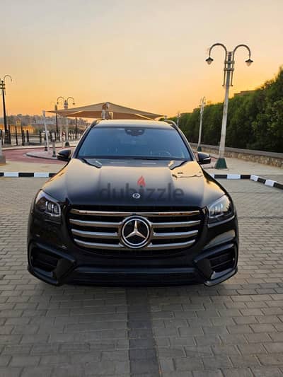 مرسيدس بنز جى إل إس 2024
