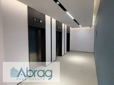 للايجار مكتب إداري378م بالتشطيب موقع مميز في إعمار ميفيدا The Place