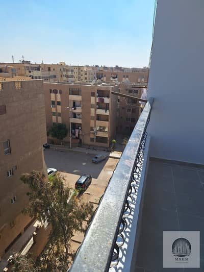 Apartment for sale in New Cairo, First Settlement, Neighborhood 7, 5th floor, 155 sq m, 3 bedrooms and 2 bathrooms, villa area, super deluxe finishing