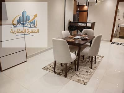 شقه مميزه جدا للايجار بالمنيل علي النيل مباشر
