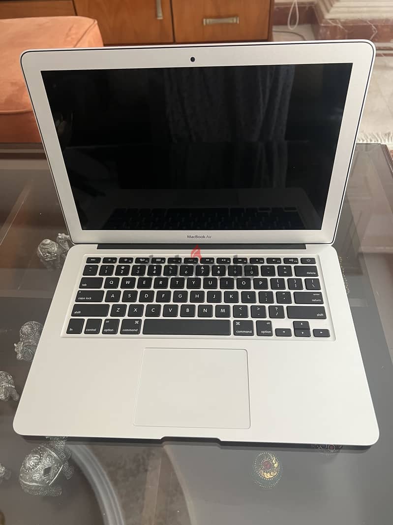 MacBook Air Like New 6
