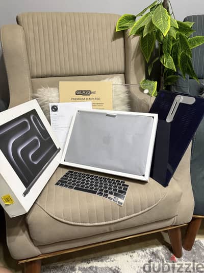 MacBook Pro M4 Pro 16 inch 48 ram like new