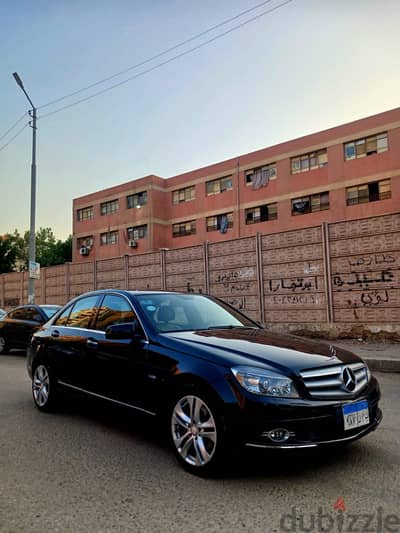 Mercedes-Benz C250 2011