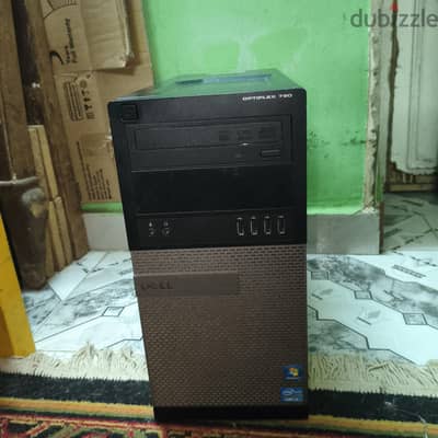 كمبيوتر مكتبي للبيع حالة ممتازة
