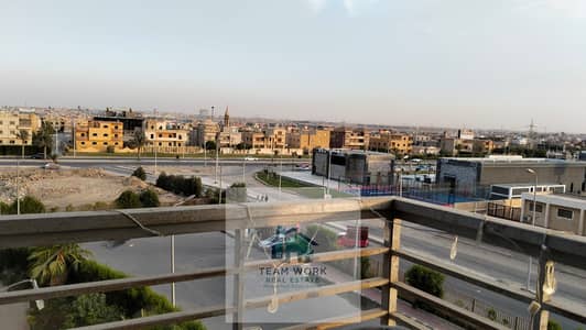 Apartment for sale in Sheikh Zayed, Dar Misr Compound 16 - Zayed Entrance 5, prime location on the main street, sea view