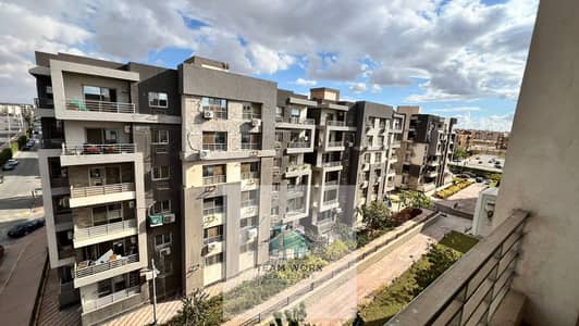 شقة للبيع 140م كمبوند جنة 1 موقع مميز ناصية بحري بحري فيو مفتوح غير مجروحة Apartment for sale, 140 sq m, Jannah 1 Compound, prime location, corner uni