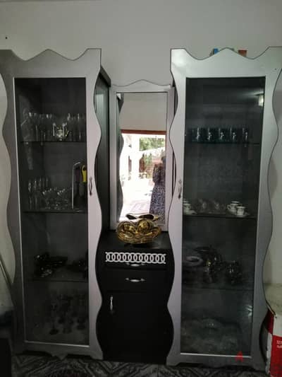 نيش  حالته ممتازه ٣ قطع منفصلين