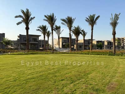 فيلا فاخرة مع بزمنت 652م للبيع  متشطبة بالفرش في سوان ليك ريزيدنس استلام فوري Swan Lake Residence