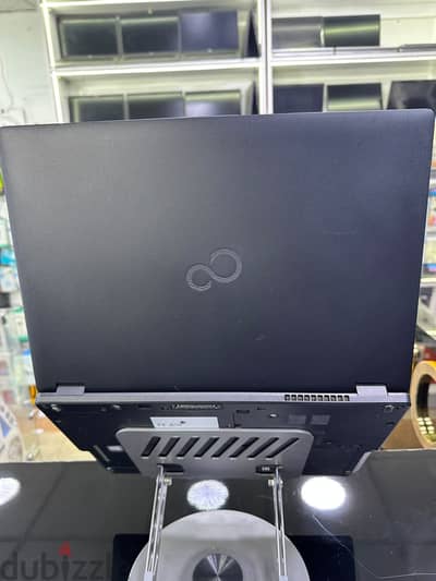 Fujitsu LIFEBOOK E5410 Core i5 10th Gen 8GB RAM 256GB SSD