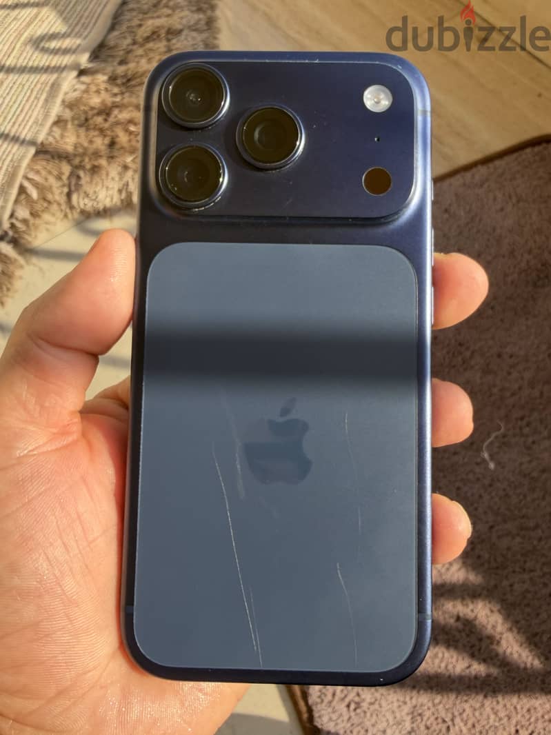 Apple - iPhone 17 Pro 6