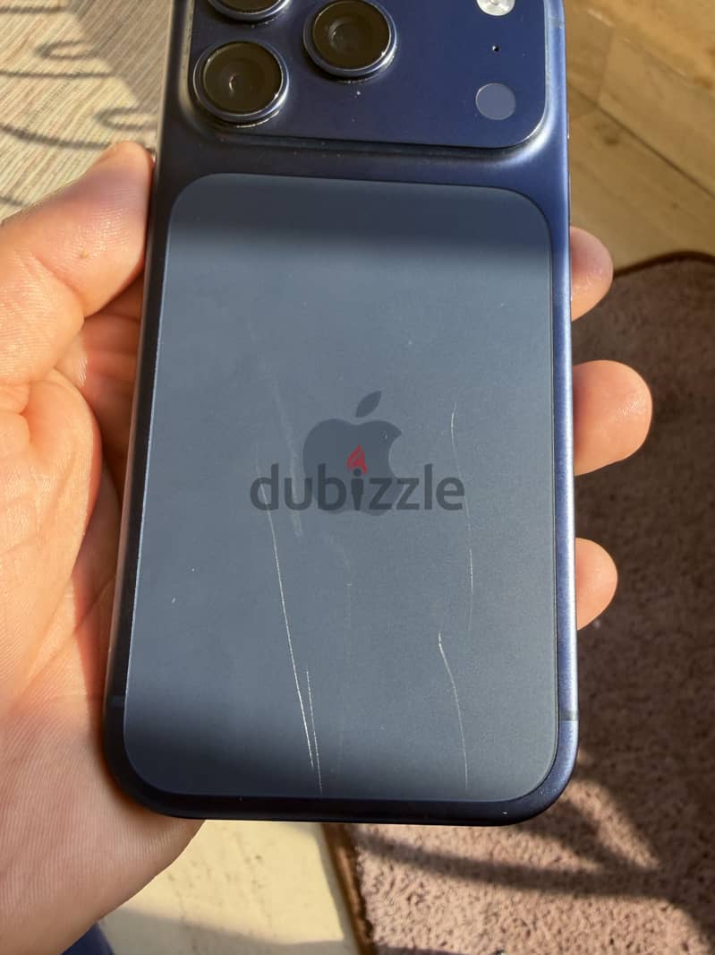 Apple - iPhone 17 Pro 9