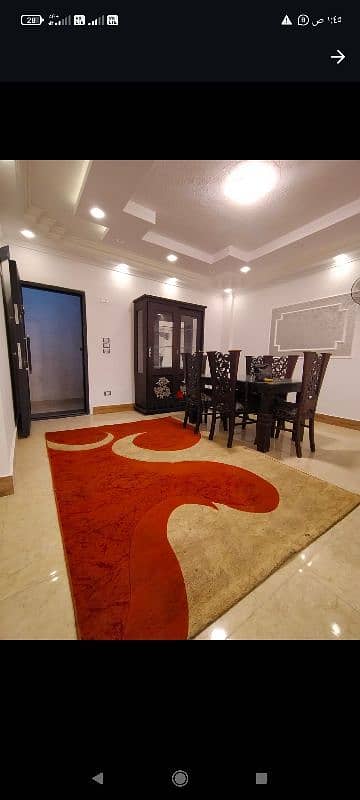 Apartment for rent, super lux, steps to the sea