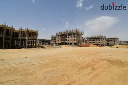 ارض بيع النرجس الجديده موقع مميز استلام فورى  خالصه مساحة الارض  475 متر  تانى نمره من الفاصل مطلوب 26 مليون