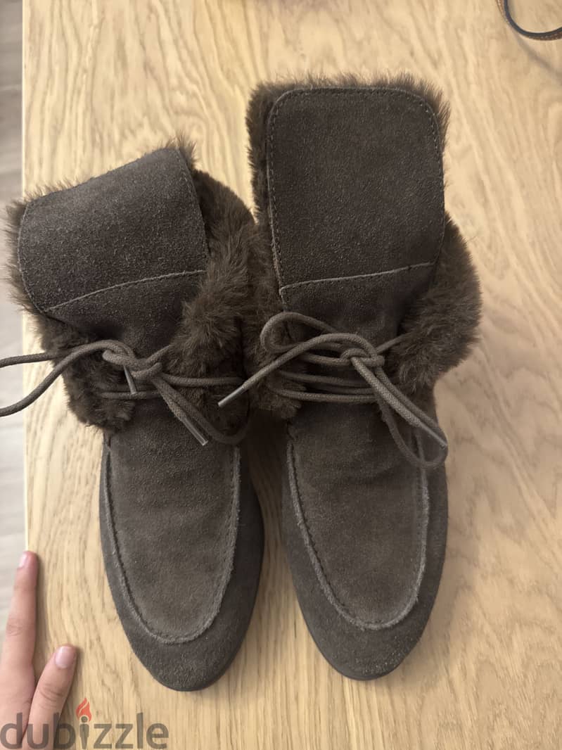 Zara boots 1